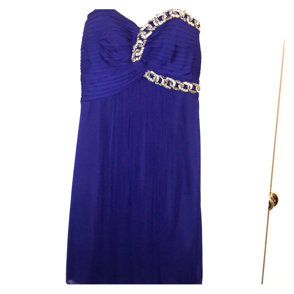 Strapless purple chiffon dress